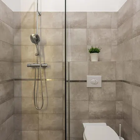 Lejlighed P50 Design - Hostaid Budapest
