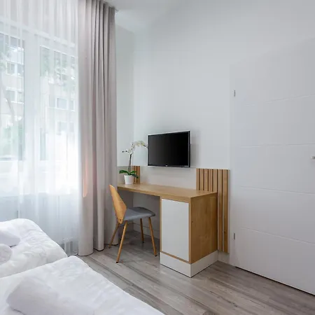P50 Design - Hostaid Apartament *